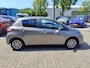 Toyota Yaris 1.5 HYBRID DYNAMIC KEYLESS NAVI BLUETOOTH CRUISE CLIMA CAMERA 15'' LM-VELGEN LED PRIVACY GLASS NL-AUTO