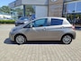 Toyota Yaris 1.5 HYBRID DYNAMIC KEYLESS NAVI BLUETOOTH CRUISE CLIMA CAMERA 15'' LM-VELGEN LED PRIVACY GLASS NL-AUTO