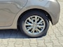 Toyota Yaris 1.5 HYBRID DYNAMIC KEYLESS NAVI BLUETOOTH CRUISE CLIMA CAMERA 15'' LM-VELGEN LED PRIVACY GLASS NL-AUTO