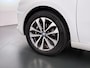 Renault Zoe R135 Zen **52kWh** Warmtepomp Eigen Accu SOH 95% Navi Ecc Apple Carplay/Android Auto Keyless Bluetooth Cruise Control Pdc Regen-Lichtsensor Led Lmv Isofix Lane Assist 1e Eigenaar Origineel Nederlandse Auto