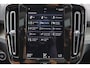 Volvo XC40 T5 Recharge Inscription - Panorama/schuifdak - IntelliSafe Assist - Adaptieve LED koplampen - Parkeercamera achter - Parkeersensoren voor & achter - Extra getint glas - 19' LMV