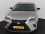 Lexus NX 300h AWD Luxury Line | Dealeronderhouden | Premium uitgevoerd | Stoelverwarming |