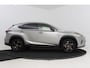 Lexus NX 300h AWD Luxury Line | Dealeronderhouden | Lederen bekleding | Stoelverwarming | Cruise Control Adaptive | Climate Control | Elektrische Achterklep | Parkeersensoren achter |