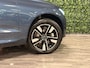 Volvo XC60 T6 AWD Recharge Plus Dark | MY26 Facelift | Schuifdak | Trekhaak | 360° Camera | | Head-Up Display | Harman Kardon | All Season banden | Adaptieve Cruise Control | Stoelverwarming voor+achter | Stuurwielverwarming | Pilot Assist | BLIS Dode Hoek Detectie | 19 Inch | Elektrische voorstoelen geheugen | Quilted Nordico bekleding | Zitting verlenging voorstoelen | Google Infotainment | Keyless Drive | Parkeersensoren voor+achter | Elektrisch bedienbare achterklep | DAB Radio | Apple Carplay/Android Auto | Draadloos telefoon opladen | Volvo On Call met mobiele App functie | Denim Blue Metallic |