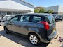 Peugeot 5008 1.2 PureTech Active 5p. Clima, cruise, camera, trekhaak, HUD, stoelverwarming