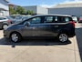 Peugeot 5008 1.2 PureTech Active 5p. Clima, cruise, camera, trekhaak, HUD, stoelverwarming