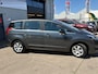 Peugeot 5008 1.2 PureTech Active 5p. Clima, cruise, camera, trekhaak, HUD, stoelverwarming