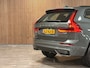 Volvo XC60 T6 AWD Recharge Plus Dark | MY26 Facelift | Schuifdak | Trekhaak | 360° Camera | | Head-Up Display | Harman Kardon | All Season banden | Adaptieve Cruise Control | Stoelverwarming voor+achter | Stuurwielverwarming | Pilot Assist | BLIS Dode Hoek Detectie | 19 Inch | Elektrische voorstoelen geheugen | Quilted Nordico bekleding | Zitting verlenging voorstoelen | Google Infotainment | Keyless Drive | Parkeersensoren voor+achter | Elektrisch bedienbare achterklep | DAB Radio | Apple Carplay/Android Auto | Draadloos telefoon opladen | Volvo On Call met mobiele App functie | Forest Lake Metallic |
