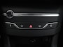 Peugeot 308 1.2 PureTech Blue Lease GT Panoramadak | 360 camera | Adaptive cruise | Carplay | Navigatie | DAB+ | Dodehoek herkenning | Sfeerverlichting | Climate control | Stoelverwarming