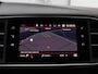 Peugeot 308 1.2 PureTech Blue Lease GT Panoramadak | 360 camera | Adaptive cruise | Carplay | Navigatie | DAB+ | Dodehoek herkenning | Sfeerverlichting | Climate control | Stoelverwarming