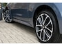 Toyota Yaris 1.5 Hybrid 115 Dynamic Limited automaat 116pk | Comfort pakket | Parkeersensoren vóór & achter | Voorstoelen verwarmd |