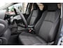 Toyota Yaris 1.5 Hybrid 115 Dynamic Limited automaat 116pk | Comfort pakket | Parkeersensoren vóór & achter | Voorstoelen verwarmd |