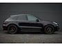 Porsche Macan 3.0 GTS / Pano / Luchtvering / Trekhaak / Sportstoelen / Carplay