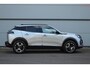 Peugeot e-2008 EV Allure 50 kWh | Climate | Navi | Cruise | Keyless | LED | DAB | PDC | Climate | Navi | Cruise | Keyless | LED | DAB | PDC |