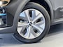 Kia Niro EV e-Niro DynamicPlusLine 64 kWh Schuif/kanteldak | Android/Apple Carplay | LM Velgen  | PDC Voor+ Achter | Cruise Control Adaptief | DAB | Airco |