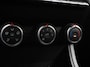 Renault Captur TCe 90 evolution / TREKHAAK / NAVI / CAMERA / PDC V+A / CRUISE / AIRCO / APPLE CARPLAY / TWO-TONE / DAKRAILS / 17'' ALL-SEASON