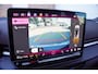 Volkswagen T-Roc R-Line First Edition IQ.light Apple Carplay Black style Stoel-/stuur verwarming 19 Inch Camera R-Line interieur