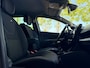 Renault Clio Estate 0.9 TCe Limited -CLIMA-TREKHAAK-CRUISE-DAB+-DEALER ONDERHOUDEN-PDC ACHTER-NAVI-ORIGINEEL NEDERLANDS!