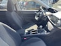 Peugeot 308 1.2 blue lease Executive | CarPlay | Navi | PDC V+A |