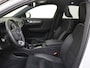 Volvo XC40 Recharge P8 AWD R-Design | Panoramadak | 360° Camera |
