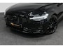 Volvo V60 2.0 B4 Plus Dark / Orig. Nederlands / Harman Kardon Sound System / Elektr. best. stoel + memory / Achteruitrijcamera / Stoelverwarming V + A / Apple Carplay - Android Auto / Elektr. wegklapbare trekhaak / Ambienteverlichting / Stuurwiel verwarming / Black optic / Cruise Control / 19'' LMV / LED koplampen