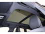 Volvo XC60 T6 Recharge AWD R-Design - LONG RANGE - Panorama/schuifdak - IntelliSafe Assist - Harman/Kardon audio - Adaptieve LED koplampen - Parkeercamera achter - Verwarmde voorstoelen, stuur & achterbank - Parkeersensoren voor & achter - Elektr. bedienb. voorstoelen met geheugen - Draadloze tel. lader - Extra getint glas - Inklapbare trekhaak - 19' LMV