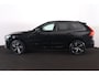 Volvo XC60 T6 Recharge AWD R-Design - LONG RANGE - Panorama/schuifdak - IntelliSafe Assist - Harman/Kardon audio - Adaptieve LED koplampen - Parkeercamera achter - Verwarmde voorstoelen, stuur & achterbank - Parkeersensoren voor & achter - Elektr. bedienb. voorstoelen met geheugen - Draadloze tel. lader - Extra getint glas - Inklapbare trekhaak - 19' LMV