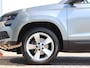 Skoda Karoq 1.0 TSI 110 pk Ambition | Navigatie | SmartLink | Climate Control | PDC | Cruise Control | Stoelverwarming |