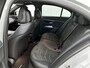 Mercedes-Benz E-klasse 300 e Business Solution AMG | Comfortpakket Plus | Parkeerpakket met 360°-camera | Nightpakket | Winterpakket | Trekhaak | 19-inch vijfspraaks AMG velgen | GUARD 360° | Warmtewerend, donkergetint glas |