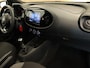 Toyota Aygo X 1.0 VVT-i MT Play - ORIGINEEL NEDERLANDSE AUTO - AFKOMSTIG VAN 1E EIGENAAR - APPLE CARPLAY/ ANDROID AUTO - AIRCO - CAMERA - ADAPTIEVE CRUISE CONTROL - 17 INCH WIELEN - ELEKTRISCHE RAMEN VOOR