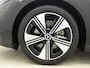 Mercedes-Benz CLA Shooting Brake 250+ Business Solution 85 kWh | Smartphone integratiepakket | Warmtewerend, donkergetint glas | Massagefunctie | Vast panoramadak | URBAN GUARD | 18 inch zes-dubbelspaaks lichtmetalen velgen |