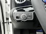 Mercedes-Benz A-klasse 250 e Business Solution AMG | Nightpakket | Panoramaschuifdak | Multibeam LED | Stoelverwarming voor | Smartphone Integratie | Sfeerverlichting |
