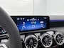 Mercedes-Benz A-klasse 250 e Business Solution AMG | Nightpakket | Panoramaschuifdak | Multibeam LED | Stoelverwarming voor | Smartphone Integratie | Sfeerverlichting |