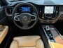 Volvo XC60 2.0 T8 Plug-in hybrid AWD Ultimate Dark Panoramadak, Geventileerde / Massage comfort stoelen, Harman-Kardon premium sound, Verwarmde stoelen 4X, Trekhaak semi electrisch