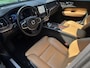 Volvo XC60 2.0 T8 Plug-in hybrid AWD Ultimate Dark Panoramadak, Geventileerde / Massage comfort stoelen, Harman-Kardon premium sound, Verwarmde stoelen 4X, Trekhaak semi electrisch