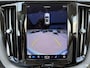 Volvo XC60 2.0 T8 Plug-in hybrid AWD Ultra Dark 12 MND. BOVAG GARANTIE | PANORAMA DAK | ACHTERUITRIJ CAMERA | BOWERS & WILKINS | MEM. SEATS | STOEL+STUUR VERWARMING |