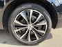 Volvo XC60 2.0 T8 Plug-in hybrid AWD Ultra Dark 12 MND. BOVAG GARANTIE | PANORAMA DAK | ACHTERUITRIJ CAMERA | BOWERS & WILKINS | MEM. SEATS | STOEL+STUUR VERWARMING |