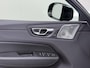Volvo XC60 2.0 T8 Plug-in hybrid AWD Ultra Dark VAN:49.900,- VOOR:46.877,- UW HERFSTVOORDEEL:3.023,- T8 12 MND. BOVAG GARANTIE | HEAD UP | PANORAMA DAK | ACHTERUITRIJ CAMERA | BOWERS & WILKINS | MEM. SEATS | STOEL+STUUR VERWARMING |
