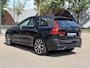Volvo XC60 2.0 T8 Plug-in hybrid AWD Ultra Dark 12 MND. BOVAG GARANTIE | PANORAMA DAK | ACHTERUITRIJ CAMERA | BOWERS & WILKINS | MEM. SEATS | STOEL+STUUR VERWARMING |