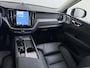 Volvo XC60 2.0 T8 Plug-in hybrid AWD Ultra Dark VAN:49.900,- VOOR:46.877,- UW HERFSTVOORDEEL:3.023,- T8 12 MND. BOVAG GARANTIE | HEAD UP | PANORAMA DAK | ACHTERUITRIJ CAMERA | BOWERS & WILKINS | MEM. SEATS | STOEL+STUUR VERWARMING |