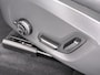 Volvo XC60 2.0 T8 Plug-in hybrid AWD Ultra Dark VAN:49.900,- VOOR:46.877,- UW HERFSTVOORDEEL:3.023,- T8 12 MND. BOVAG GARANTIE | HEAD UP | PANORAMA DAK | ACHTERUITRIJ CAMERA | BOWERS & WILKINS | MEM. SEATS | STOEL+STUUR VERWARMING |