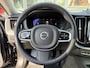 Volvo XC60 2.0 T8 Plug-in hybrid AWD Ultra Dark 12 MND. BOVAG GARANTIE | PANORAMA DAK | ACHTERUITRIJ CAMERA | BOWERS & WILKINS | MEM. SEATS | STOEL+STUUR VERWARMING |