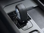 Volvo XC60 2.0 T8 Plug-in hybrid AWD Ultra Dark VAN:49.900,- VOOR:46.877,- UW HERFSTVOORDEEL:3.023,- T8 12 MND. BOVAG GARANTIE | HEAD UP | PANORAMA DAK | ACHTERUITRIJ CAMERA | BOWERS & WILKINS | MEM. SEATS | STOEL+STUUR VERWARMING |