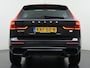 Volvo XC60 2.0 T8 Plug-in hybrid AWD Ultra Dark VAN:49.900,- VOOR:46.877,- UW HERFSTVOORDEEL:3.023,- T8 12 MND. BOVAG GARANTIE | HEAD UP | PANORAMA DAK | ACHTERUITRIJ CAMERA | BOWERS & WILKINS | MEM. SEATS | STOEL+STUUR VERWARMING |