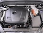 Volvo XC60 2.0 T8 Plug-in hybrid AWD Ultra Dark VAN:49.900,- VOOR:46.877,- UW HERFSTVOORDEEL:3.023,- T8 12 MND. BOVAG GARANTIE | HEAD UP | PANORAMA DAK | ACHTERUITRIJ CAMERA | BOWERS & WILKINS | MEM. SEATS | STOEL+STUUR VERWARMING |