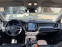 Volvo XC60 2.0 T8 Plug-in hybrid AWD Ultra Dark 12 MND. BOVAG GARANTIE | PANORAMA DAK | ACHTERUITRIJ CAMERA | BOWERS & WILKINS | MEM. SEATS | STOEL+STUUR VERWARMING |