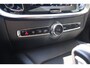 Volvo V60 B3 Momentum Advantage 163pk | Stoelverwarming | LED | Camera | ACC | Climate | Trekhaak | Virtual