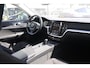 Volvo V60 B3 Momentum Advantage 163pk | Stoelverwarming | LED | Camera | ACC | Climate | Trekhaak | Virtual