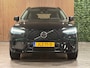 Volvo XC60 T6 AWD Recharge Ultra Dark | Facelift | Luchtvering | Trekhaak | All Season banden | 360° Camera | Head-Up Display | Harman Kardon | Adaptieve Cruise Control | Stoelverwarming voor+achter | Stuurwielverwarming | Full LED Meesturende koplampen | Pilot Assist | BLIS Dode Hoek Detectie | Elektrische voorstoelen geheugen | Quilted Nordico bekleding | Zitting verlenging voorstoelen | Lederen Dashboard | Schuifdak | 20 Inch | Google Infotainment | Keyless Drive | Parkeersensoren voor+achter | Elektrisch bedienbare achterklep | DAB Radio | Apple Carplay/Android Auto | Draadloos telefoon opladen | Volvo On Call met mobiele App functie | Onyx Black Metallic |