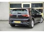 Volkswagen Golf 1.0 TSI 5drs Life Business BJ2022 Lmv 16" | Led V+A | Pdc | App-Connect | Navi | Virtual cockpit | Dashboard verlichting | Climate control | Cruise control | Elek. Be stoel+Mem | Sportstoelen | Verwarmd stuur | Verwarmde voorstoelen | Getint glas
